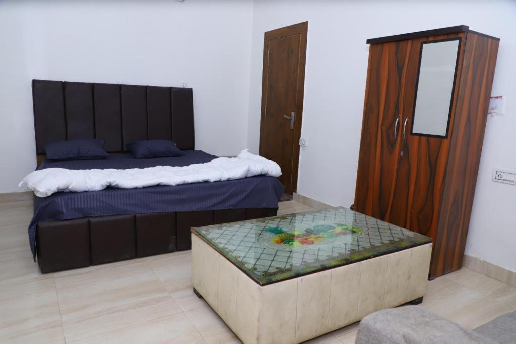 Hotel Aashirvad Faridabad Extérieur photo